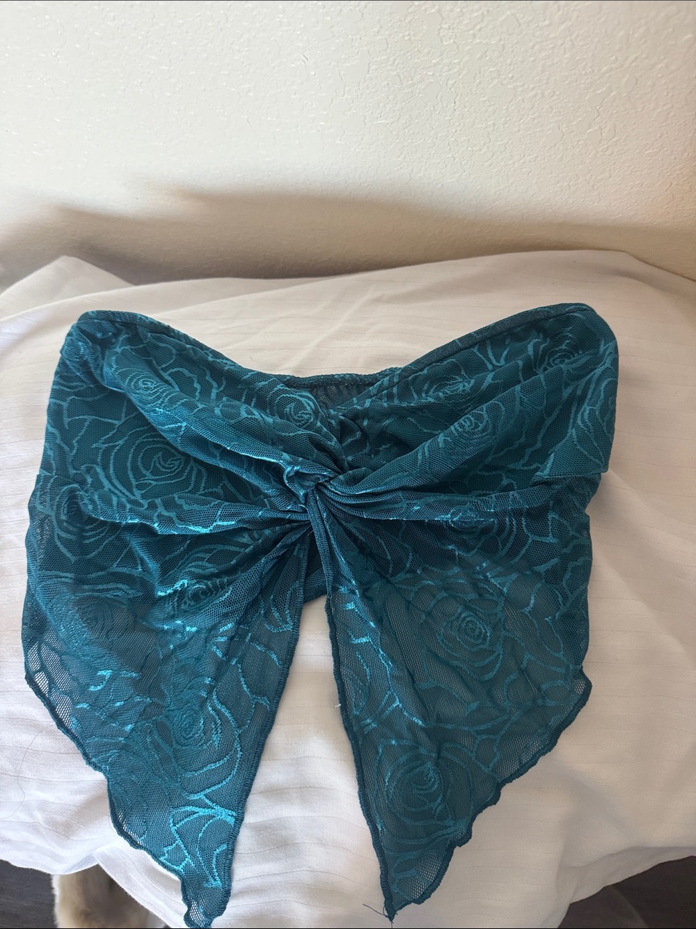 Forever 21 Teal Lace Bow-Front Crop Top